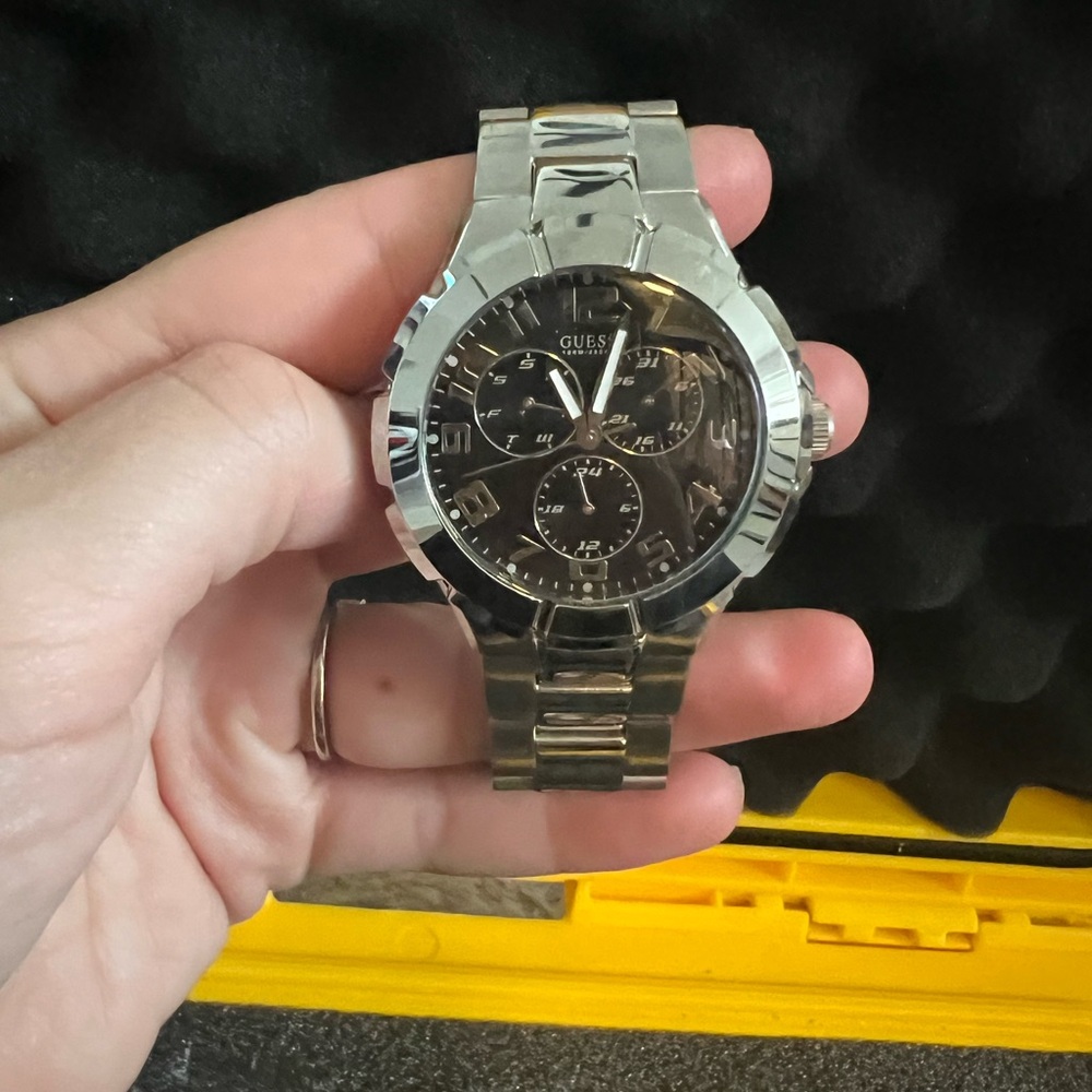 Guess watch